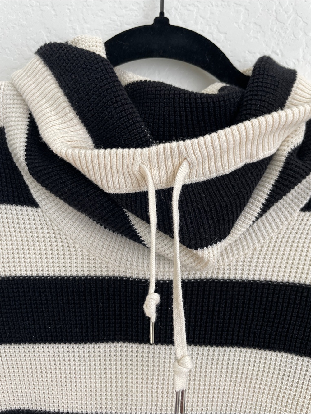 Ralph Lauren Black & Cream Striped Cowl Neck Waffle Knit Pullover • Large - Picture 7 of 9